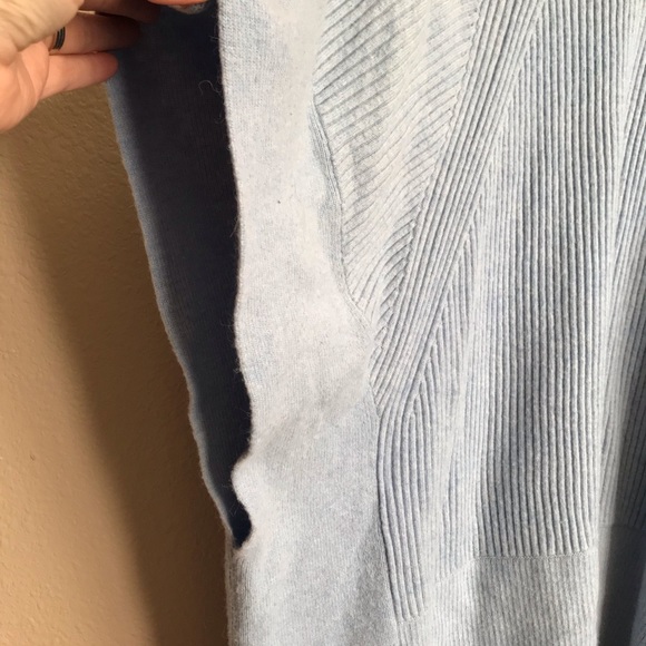 Vineyard Vines poncho size M/L - Picture 6 of 7